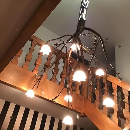 Domaine Des Trois Sorciers 住宿加早餐酒店 Bouxwiller (Bas-Rhin)
