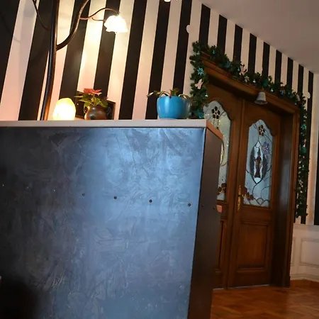 Domaine Des Trois Sorciers Bed and Breakfast