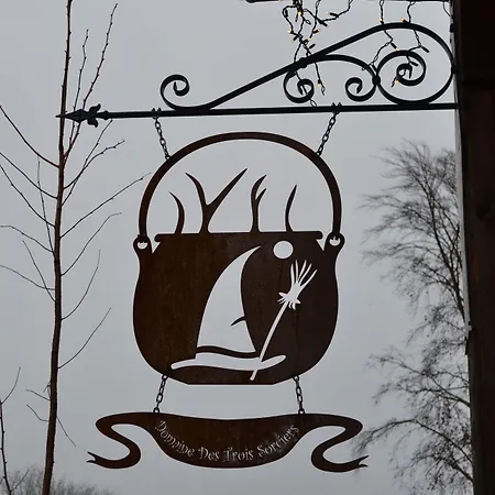 Domaine Des Trois Sorciers 3*